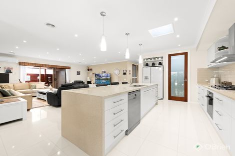 Property photo of 8 Marcanna Place Beaconsfield VIC 3807
