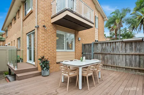 Property photo of 1/11-13 View Street Wollongong NSW 2500