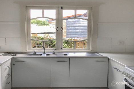 Property photo of 176 Indooroopilly Road St Lucia QLD 4067