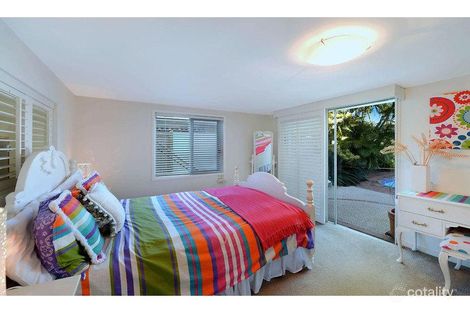 Property photo of 12 Donald Avenue Paradise Point QLD 4216