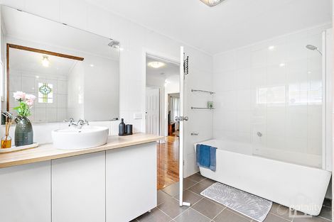 Property photo of 98 Old Bathurst Road Blaxland NSW 2774