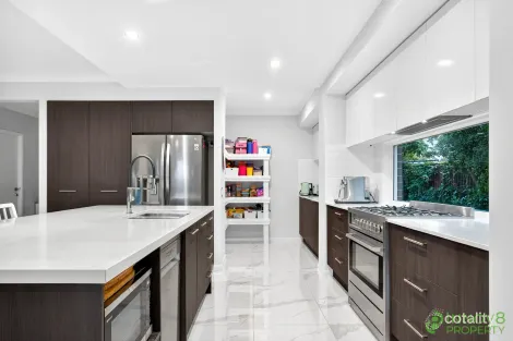 Property photo of 34 Creekview Court Lawnton QLD 4501