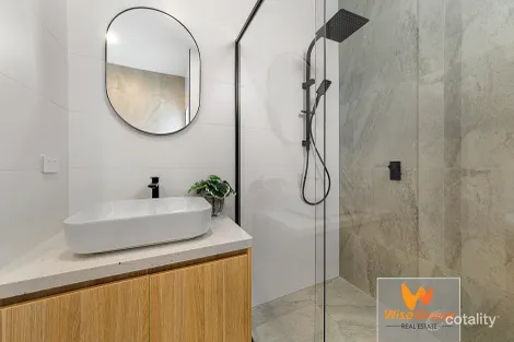 Property photo of 8 Litania Way Clyde VIC 3978