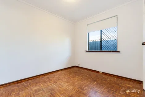 Property photo of 30 Gemmell Way Hillarys WA 6025