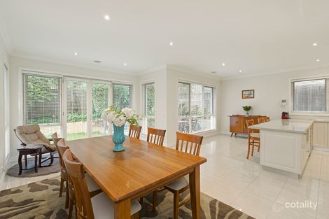 Property photo of 2/4A Collins Court Balwyn VIC 3103