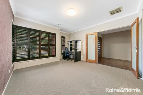 15 Bamburgh St, Derrimut, VIC 3026