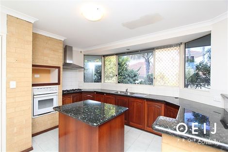 Property photo of 2 Clare Court Winthrop WA 6150