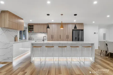 Property photo of 5 Subzero Street Kurunjang VIC 3337