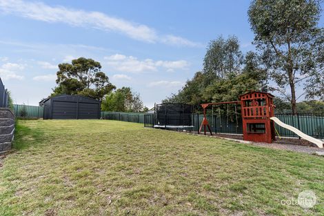Property photo of 13 Fellows Place Maiden Gully VIC 3551