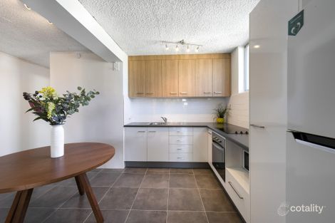 Property photo of 4/31 Surrey Street Hyde Park QLD 4812