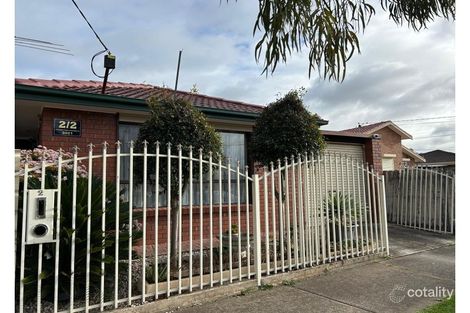 2/2 Kingfisher Ct, Kings Park, VIC 3021