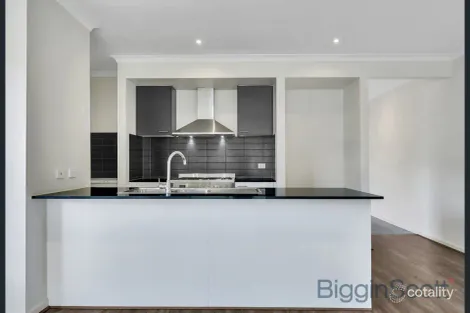 Property photo of 8 Centurion Avenue Tarneit VIC 3029