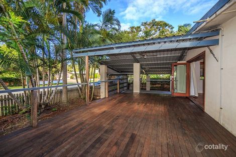 Property photo of 2 Middle Street Labrador QLD 4215