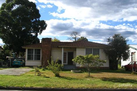 8 Cullen St, Unanderra, NSW 2526