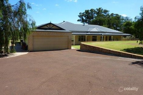 Property photo of 35 Lofthouse Drive Leschenault WA 6233