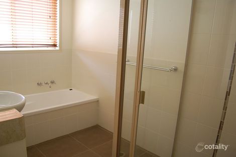 Property photo of 14 Tree Close Thabeban QLD 4670