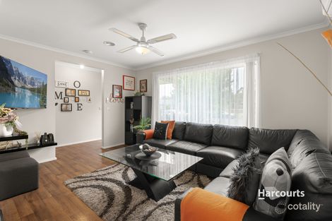 Property photo of 37 Bluegrass Crescent Pakenham VIC 3810