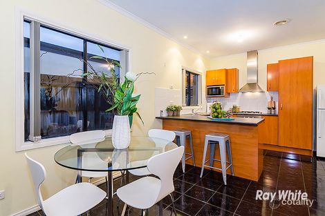 Property photo of 2/4 Hayes Road Hampton Park VIC 3976