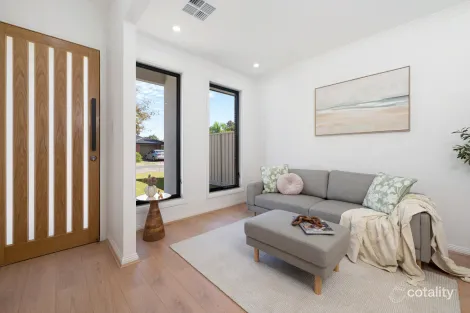 Property photo of 10 Miriam Road Parafield Gardens SA 5107