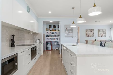 Property photo of 12 Mirida Drive Dolphin Point NSW 2539