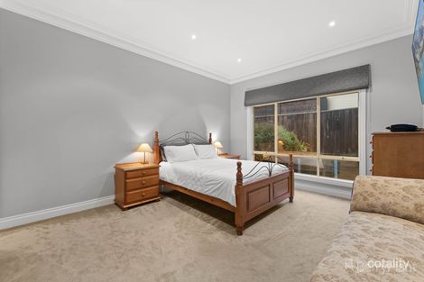 Property photo of 8 Robin Rise Beaconsfield VIC 3807