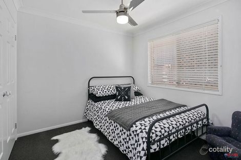 Property photo of 35 Wantana Crescent Edens Landing QLD 4207