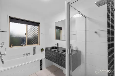 Property photo of 594 Reserve Road Upper Coomera QLD 4209