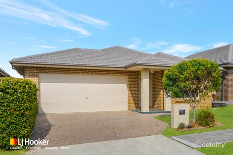 Property photo of 4 Skelton Street Oran Park NSW 2570