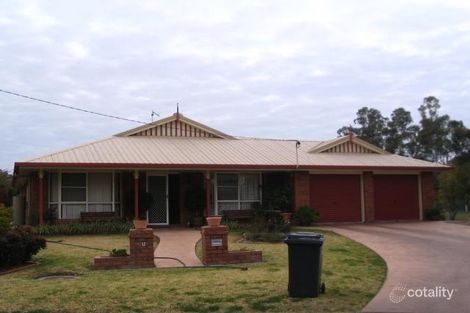 11 Walton Ave, Goondiwindi, QLD 4390