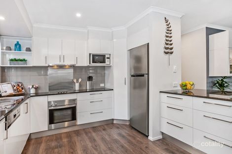 Property photo of 45 Kingaroy Avenue Helensvale QLD 4212