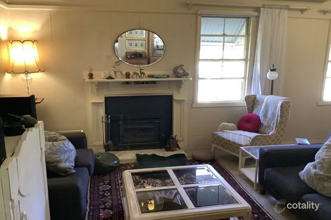 28 Nolan St, Crows Nest, QLD 4355