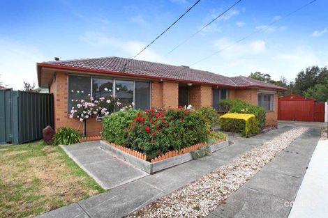 Property photo of 11 Bradford Close Gladstone Park VIC 3043