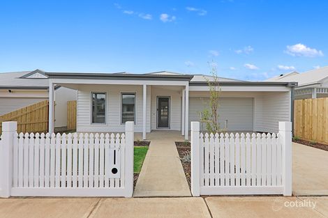 Property photo of 7 Crowlands Circuit Eynesbury VIC 3338