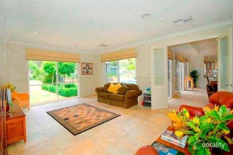 Property photo of 76-78 Arundel Road Park Orchards VIC 3114