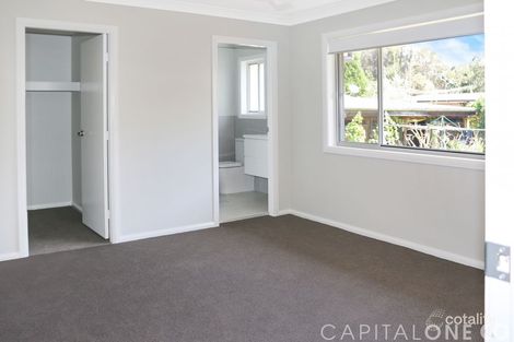 Property photo of 255 Tuggerawong Road Tuggerawong NSW 2259