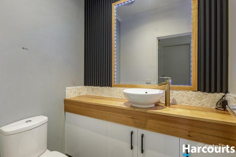 Property photo of 18 Gearon Avenue Rowville VIC 3178