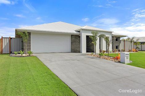 Property photo of 19 Seahaven Circuit Pialba QLD 4655