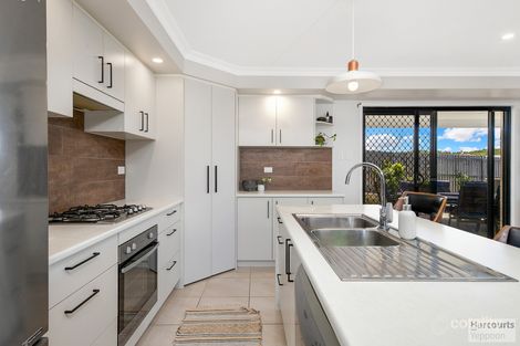 Property photo of 4 Beach House Drive Lammermoor QLD 4703