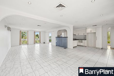 Property photo of 1 Norfolk Circuit Doncaster VIC 3108