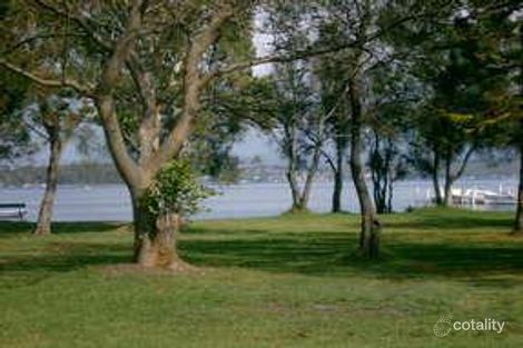 Property photo of 12 Lakeside Drive Swansea NSW 2281