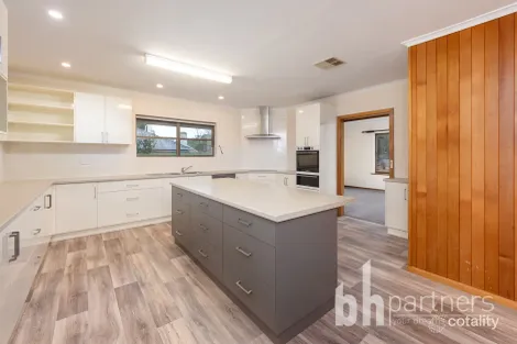 Property photo of 52 Main Street Lobethal SA 5241