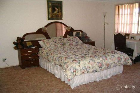 Property photo of 39 Greenway Drive West Hoxton NSW 2171