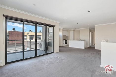 Property photo of 12/8 The Crossing Caroline Springs VIC 3023