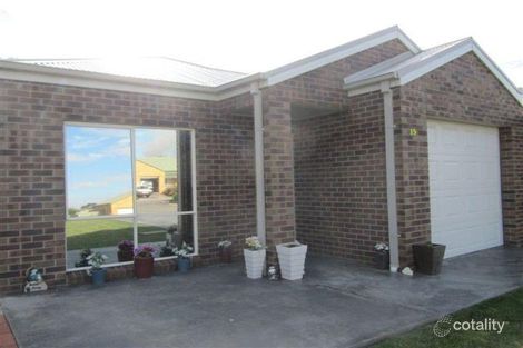 15 Lakeside Ct, Hamilton, VIC 3300