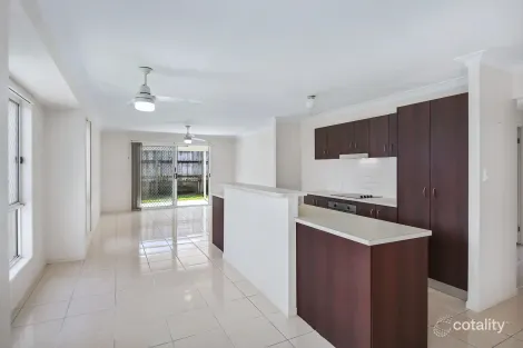 Property photo of 28 Hubner Drive Rothwell QLD 4022