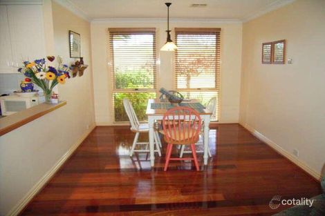 Property photo of 6 Central Place Wodonga VIC 3690