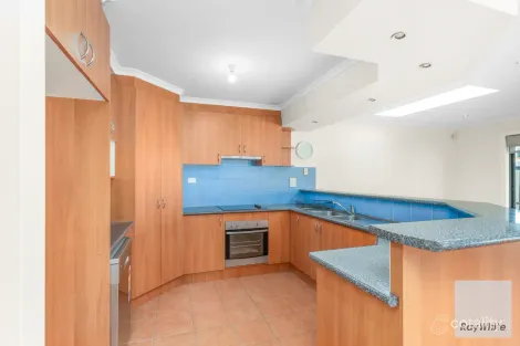 Property photo of 93A Delbridge Drive Sydenham VIC 3037