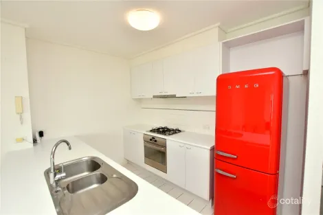 Property photo of 109/99 Whiteman Street Southbank VIC 3006