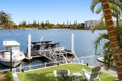 Property photo of 32 Sunbird Chase Parrearra QLD 4575