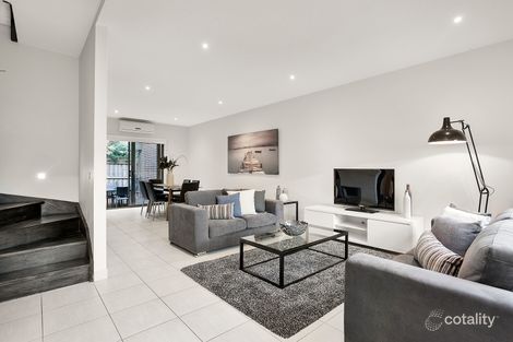 Property photo of 2/18 Oakleigh Street Oakleigh East VIC 3166
